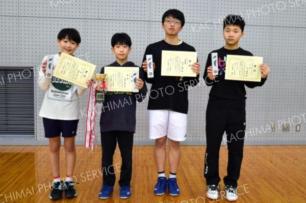 ６年以下男子入賞者。