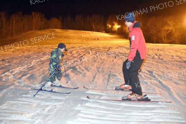 陸別小１年生から陸別中３年生まで１０人が参加した