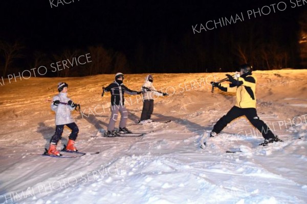 陸別小１年生から陸別中３年生まで１０人が参加した