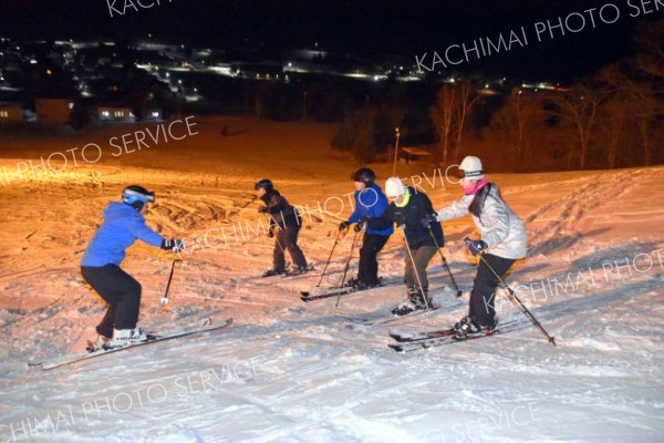 陸別小１年生から陸別中３年生まで１０人が参加した