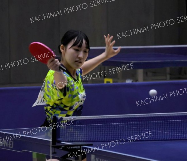 女子２年生シングルス優勝