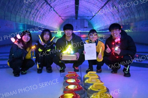 １位に輝いた「しゃんちゃいん柴ちゃき！」