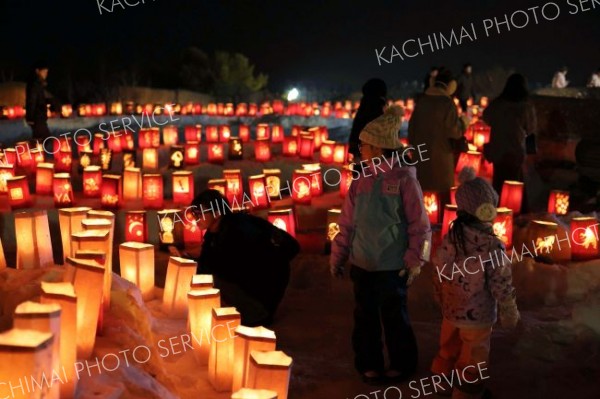 手作り２３００個ランタンの光で地域彩る　幕別