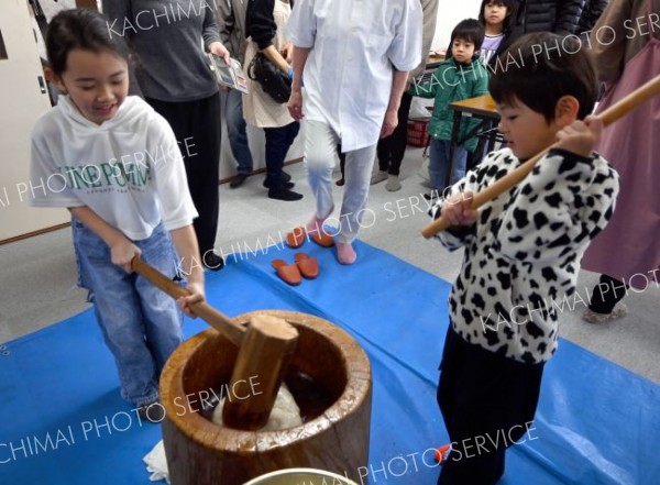 ４町内会集い餅つき大会　音更