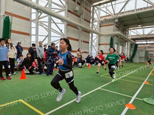 １６５人がエントリー　本別で室内陸上競技会