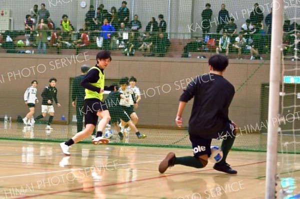 ＴＡＭＡＩ一般、企業・ミックス制す　第７１回室内サッカー大会