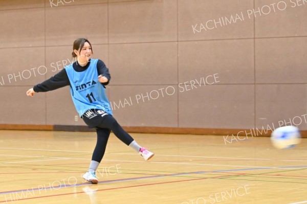 企業・ミックスの部決勝　たまい―パルパルーサ