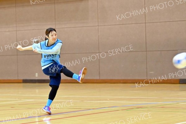 企業・ミックスの部決勝　たまい―パルパルーサ