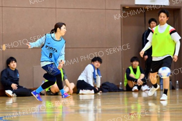 企業・ミックスの部決勝　たまい―パルパルーサ