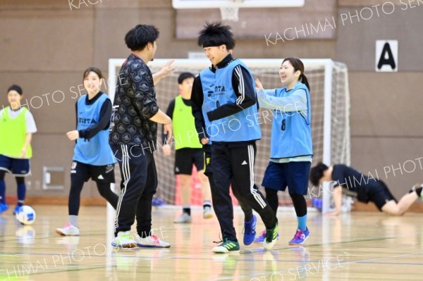 企業・ミックスの部決勝　たまい―パルパルーサ