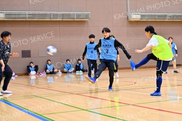 企業・ミックスの部決勝　たまい―パルパルーサ