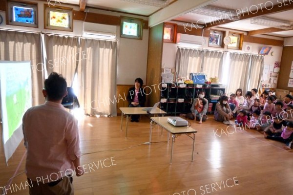 「いじめ無くなれ」音更ＹＭＣＡ幼保園でピンクシャツデーイベント　絵本読み聞かせやコンサート